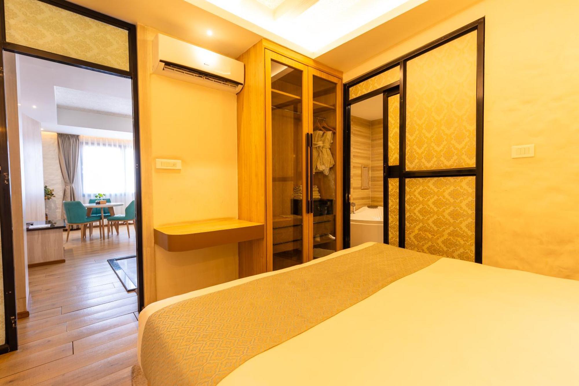 Arushi Boutique Hotel Kathmandu Exterior foto