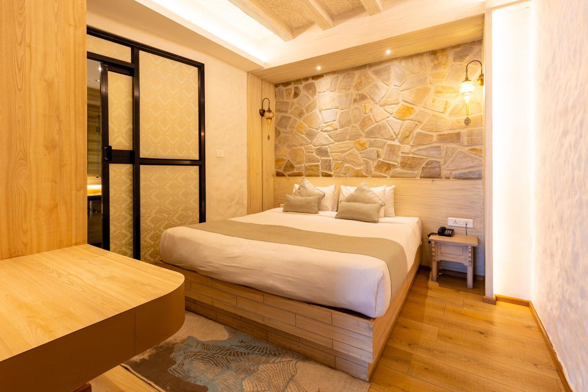 Arushi Boutique Hotel Kathmandu Exterior foto